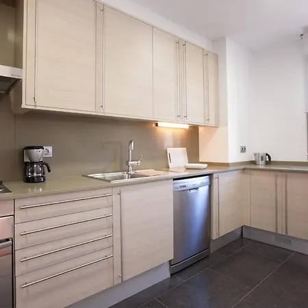 Rent Eixample شقة *